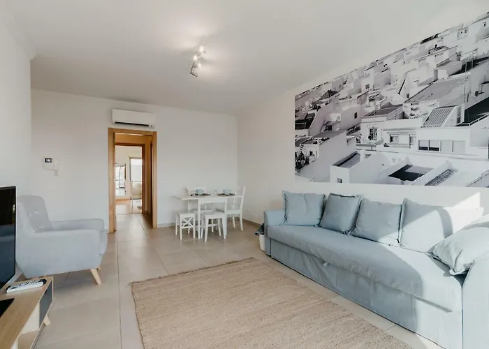 Casa Da Avenida * Olhão