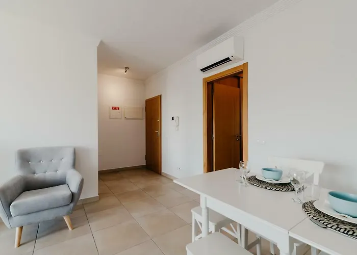 Casa Da Avenida * Olhão